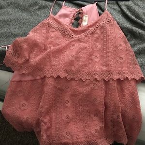 Cute, strappy blouse